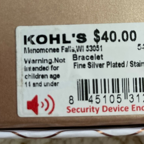 NWT Friends/Angels rose tone charm bangle - Picture 13 of 13